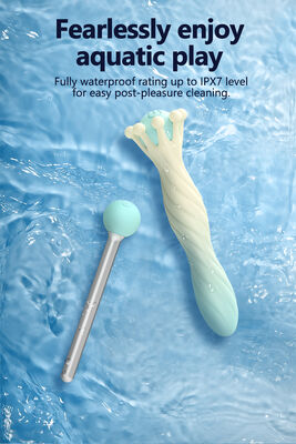 10 Vibration Patterns Silicone Mini Crown Vibrator 90mAh Waterproof With DC Charging